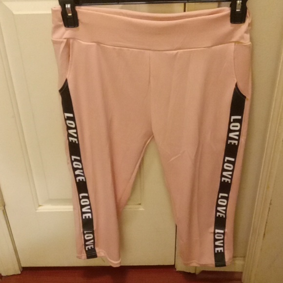 Woman's sweat suit - Picture 2 of 6